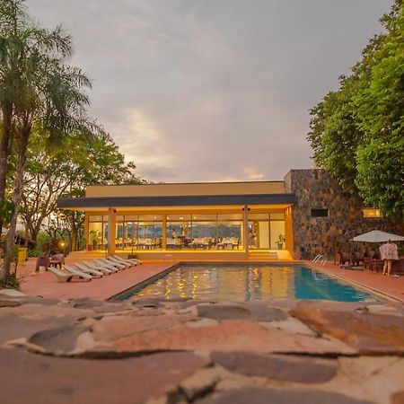 Pirayu Hotel & Resort Puerto Iguazú Buitenkant foto