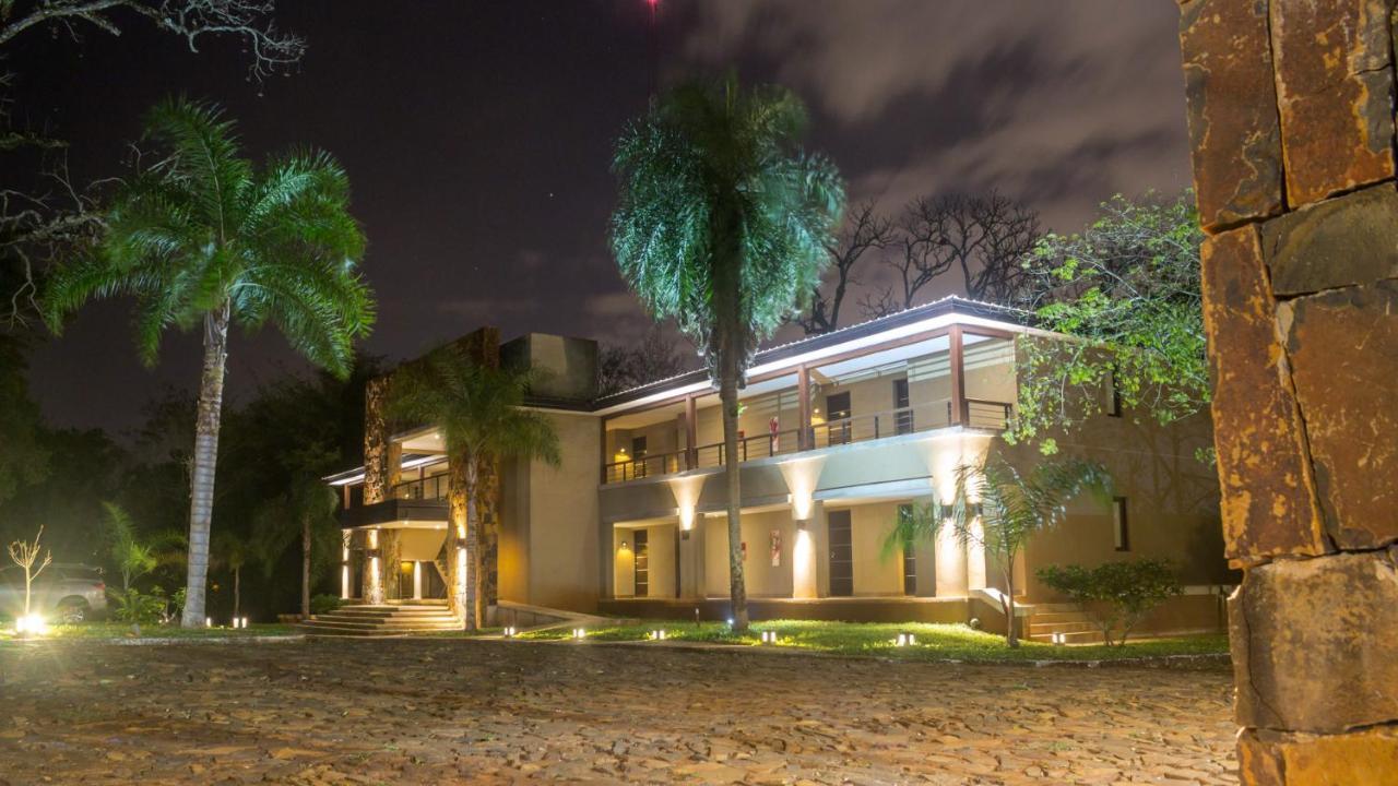 Pirayu Hotel & Resort Puerto Iguazú Buitenkant foto