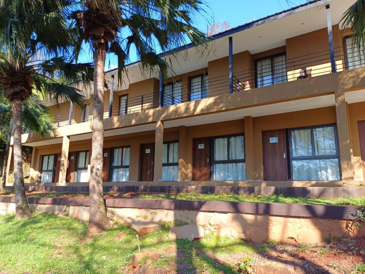 Pirayu Hotel & Resort Puerto Iguazú Buitenkant foto